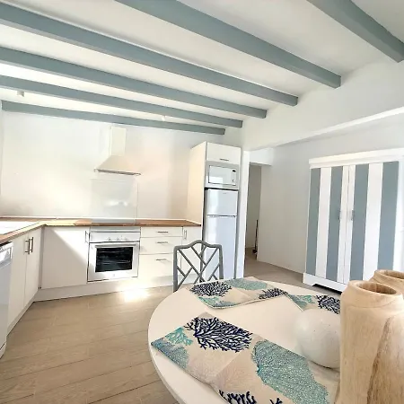 Casa Riva, With Pool Overlooking The Sea Tatil Evi Las Aguas