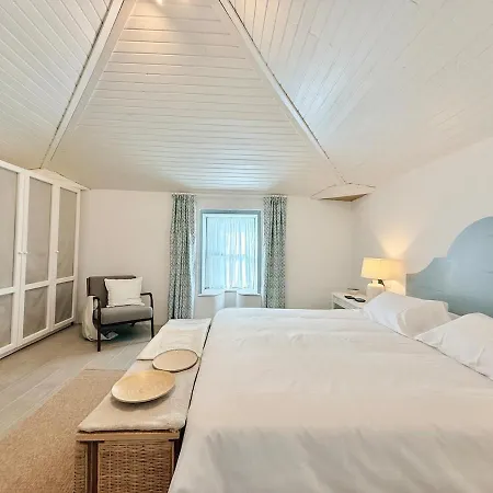 Tatil Evi Casa Riva, With Pool Overlooking The Sea Las Aguas